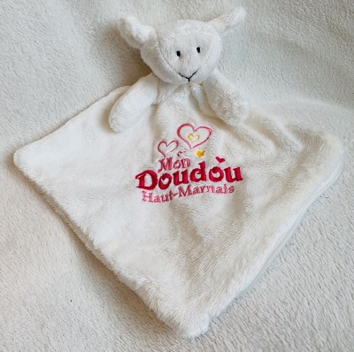 DOUDOU PLAT AGNEAU PERSONNALISABLE