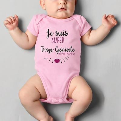 BODY "JE SUIS SUPER TROP GÉNIALE (COMME MAMAN)"